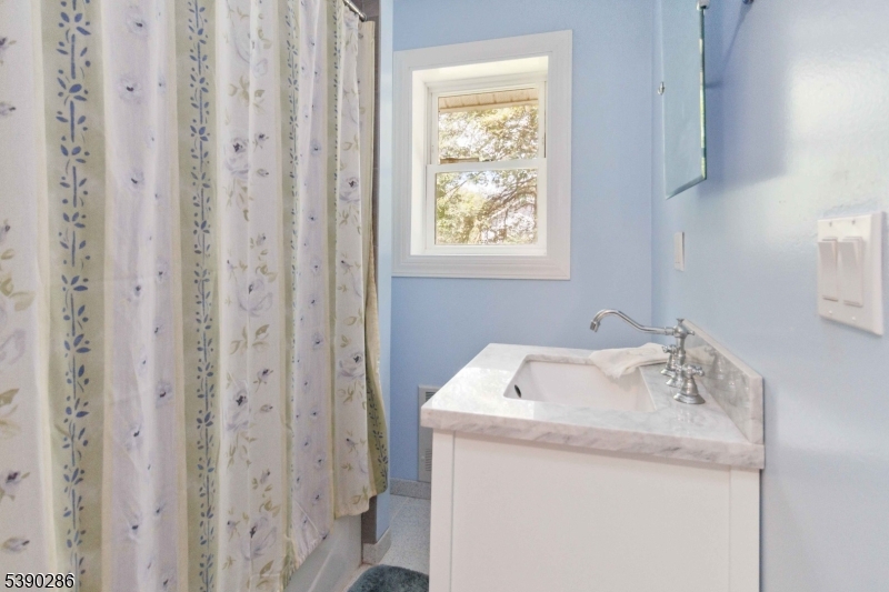 Upper Greenwood Lake - Residential