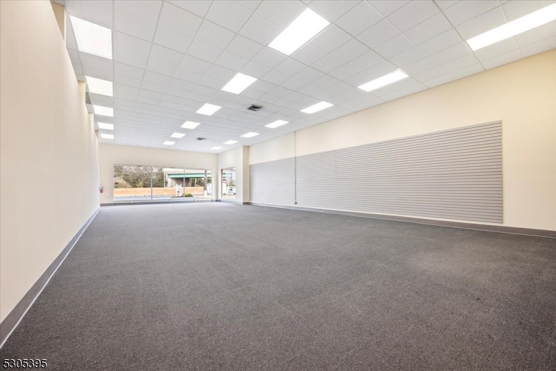 RT 22 CORRIDOR - Commercial Lease