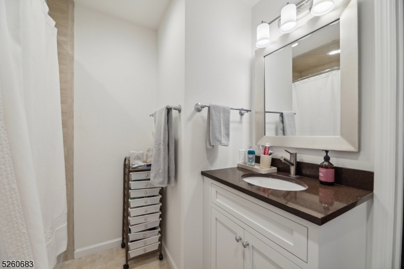 New Vernon - Residential