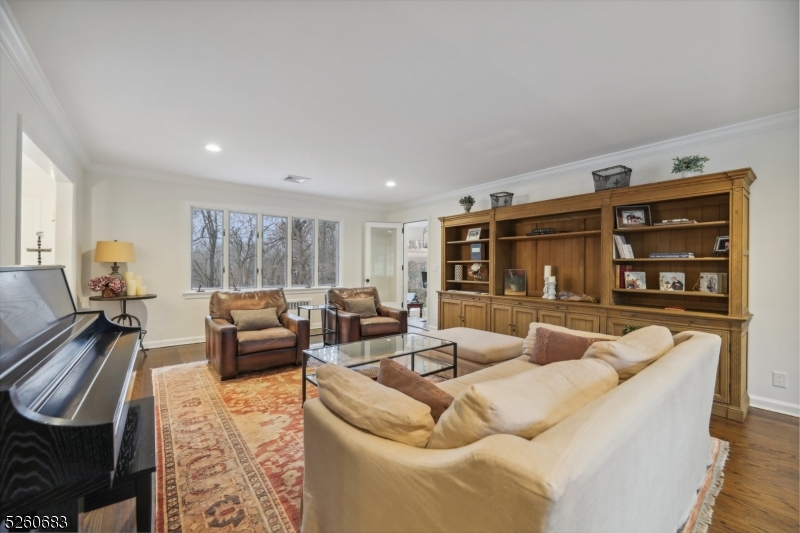 New Vernon - Residential