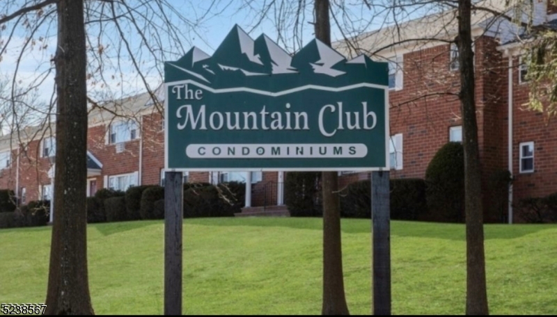 Mountain Club - Residential Lease