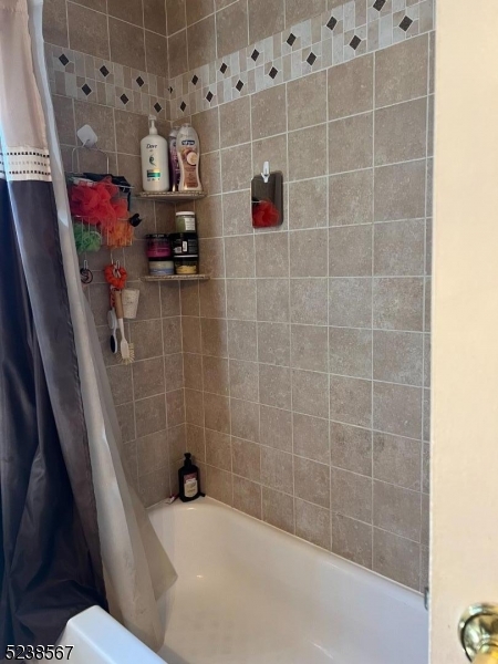 Mountain Club - Residential Lease