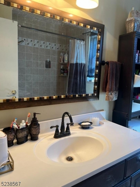 Mountain Club - Residential Lease