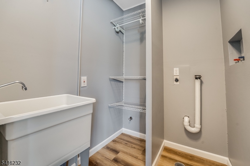 Signal Pointe - Residential