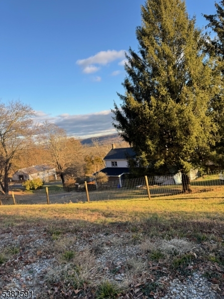 28 acres FARM ASSESSED - Residential