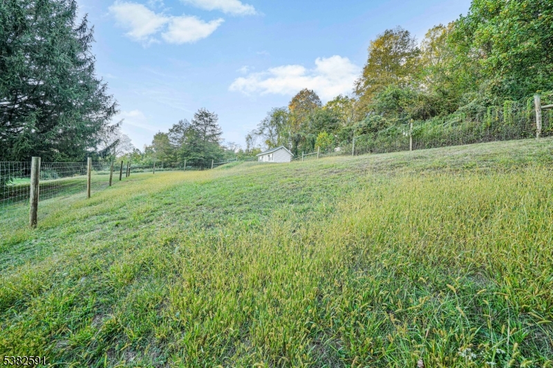 28 acres FARM ASSESSED - Residential