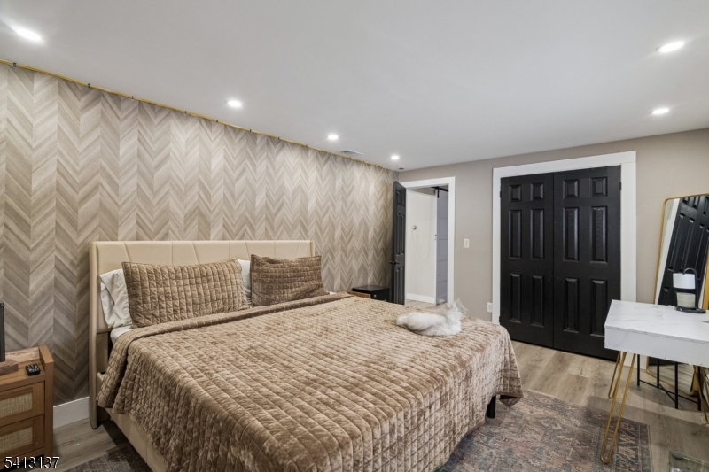 Pershing Estates - Residential