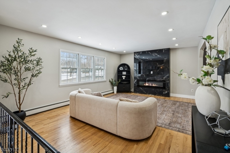 Pershing Estates - Residential