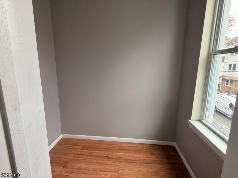 LOWER BROADWAY - Residential Lease