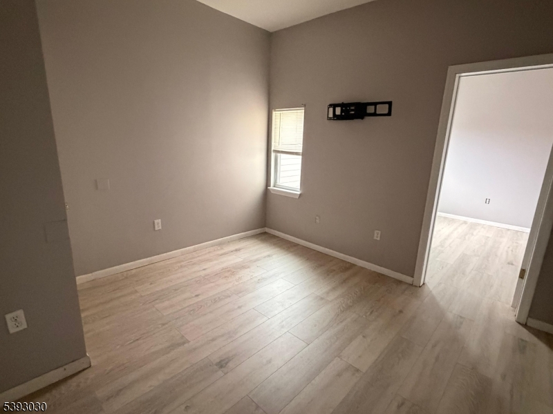 LOWER BROADWAY - Residential Lease