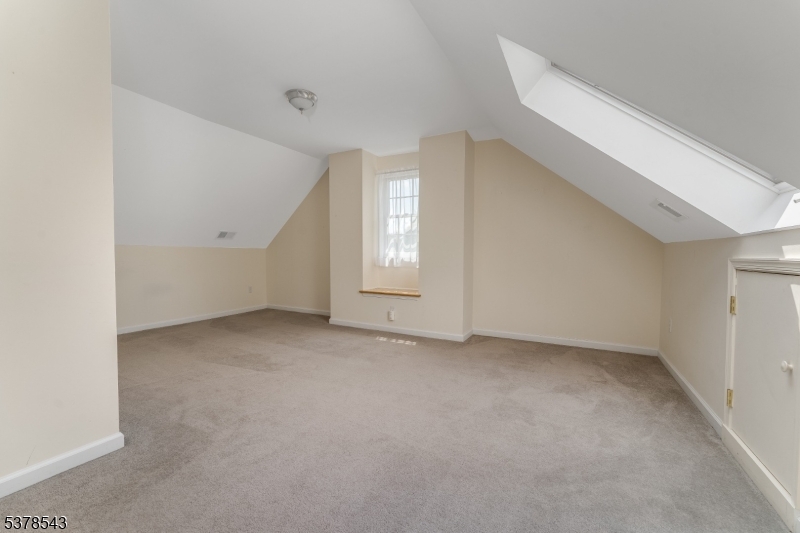 COVERED BRIDGE AREA - Residential