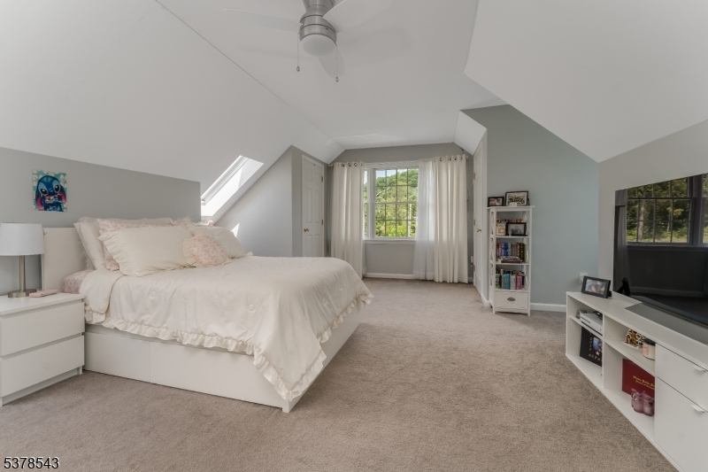 COVERED BRIDGE AREA - Residential