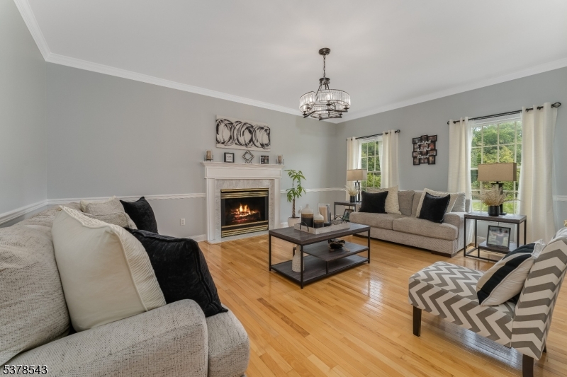 COVERED BRIDGE AREA - Residential