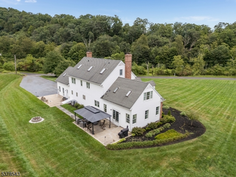 COVERED BRIDGE AREA - Residential