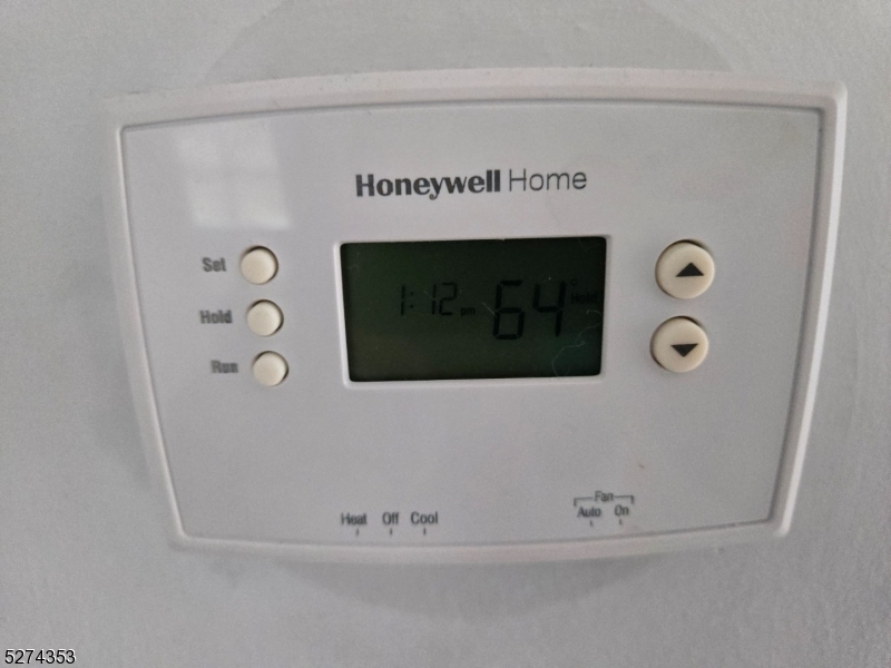 Hilltop Farms - Residential Lease