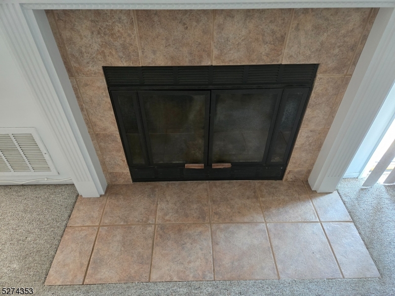 Hilltop Farms - Residential Lease