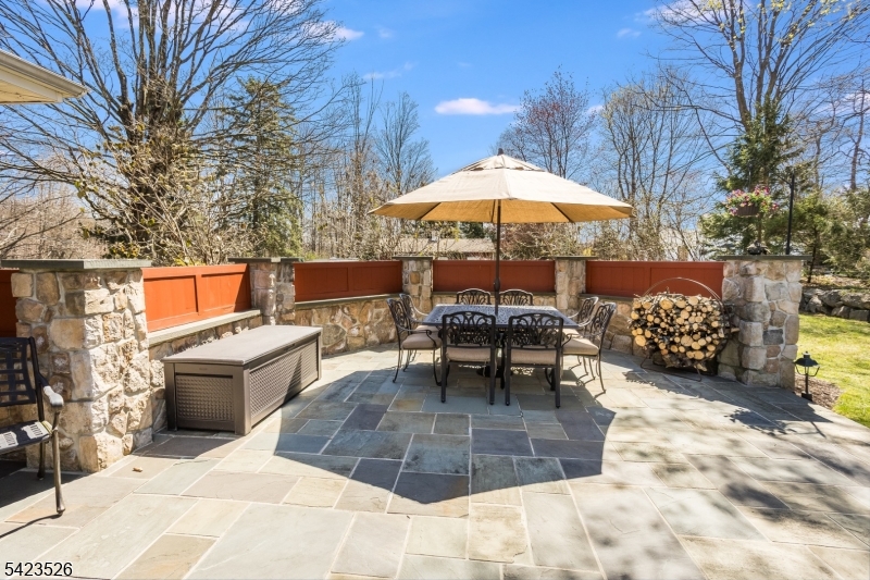 Ironia - Residential