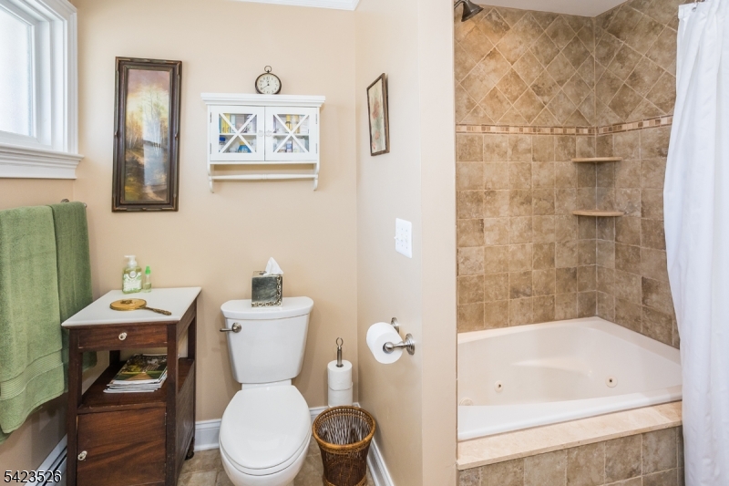 Ironia - Residential