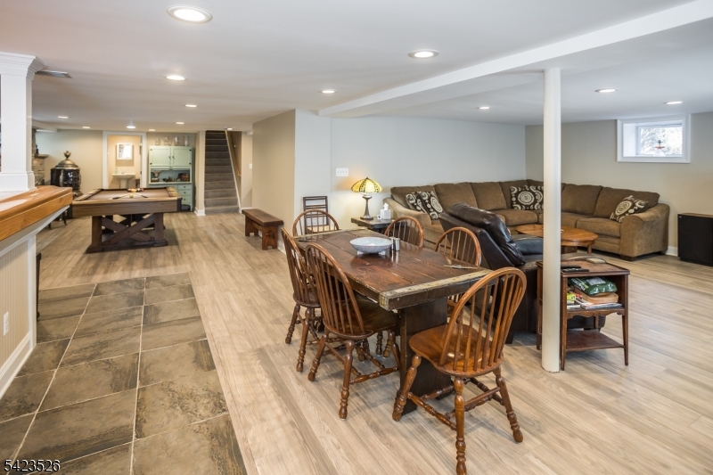 Ironia - Residential