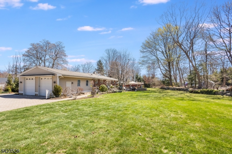 Ironia - Residential