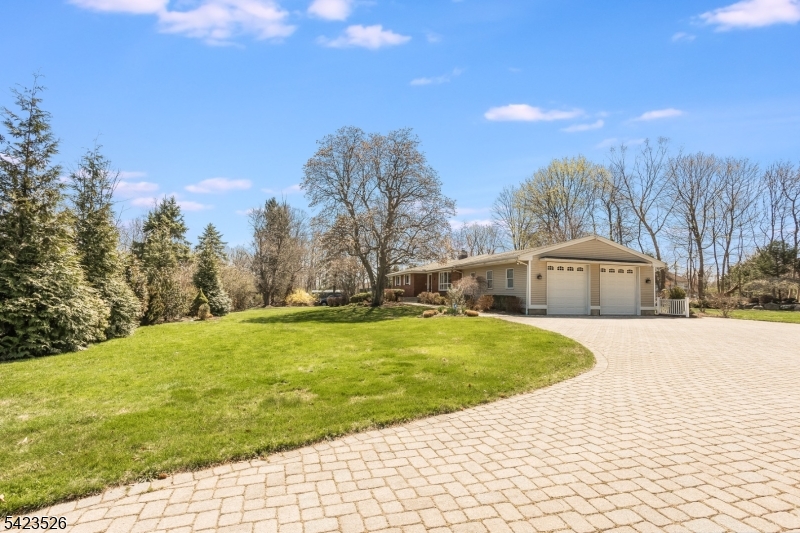 Ironia - Residential