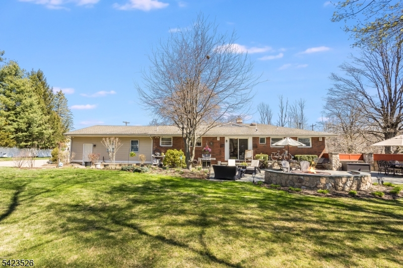 Ironia - Residential