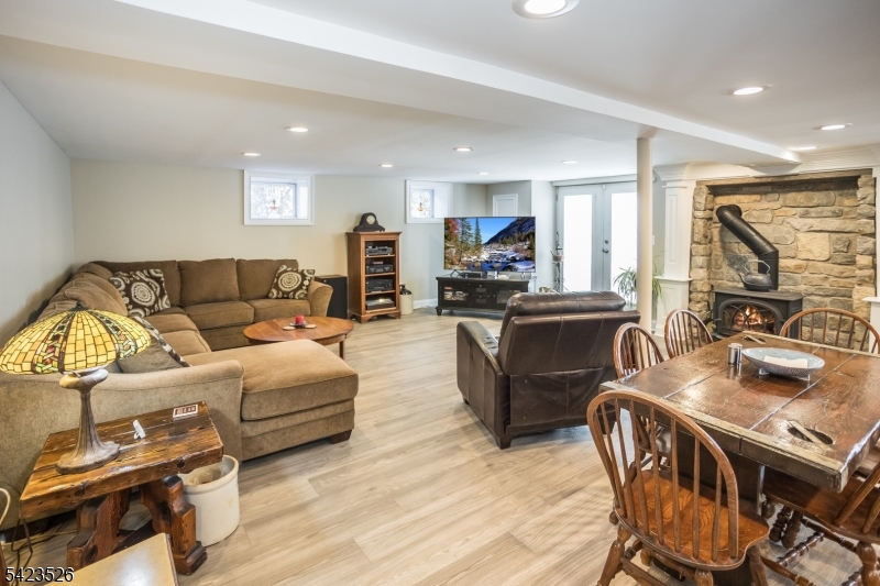 Ironia - Residential