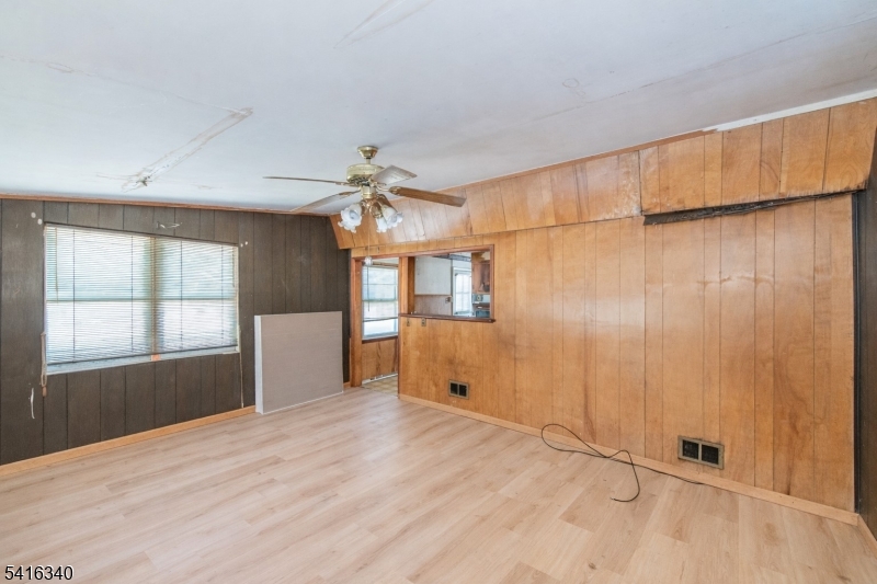 PACKANACK LAKE - Residential