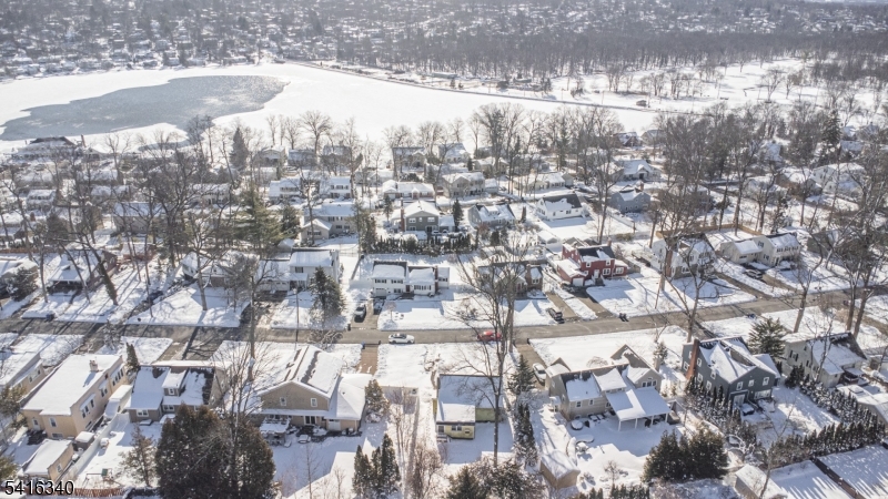 PACKANACK LAKE - Residential