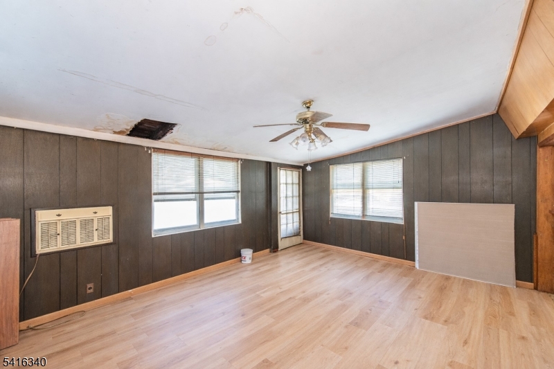 PACKANACK LAKE - Residential