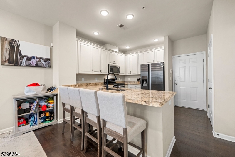 Liberty Square at Wesmont - Residential