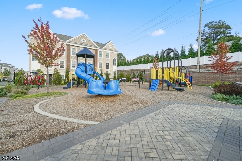 Liberty Square at Wesmont - Residential