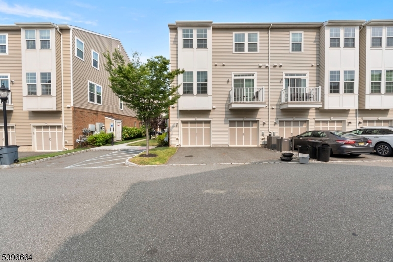 Liberty Square at Wesmont - Residential