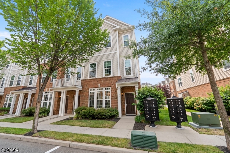 Liberty Square at Wesmont - Residential