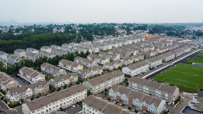 Liberty Square at Wesmont - Residential