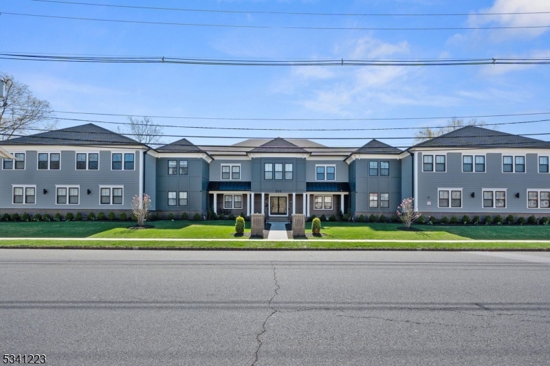 Photo 1 of 30 — 214 E Grove St 107, Westfield Town, NJ 07090