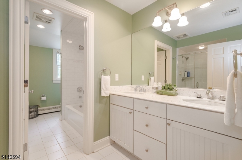 New Vernon - Residential