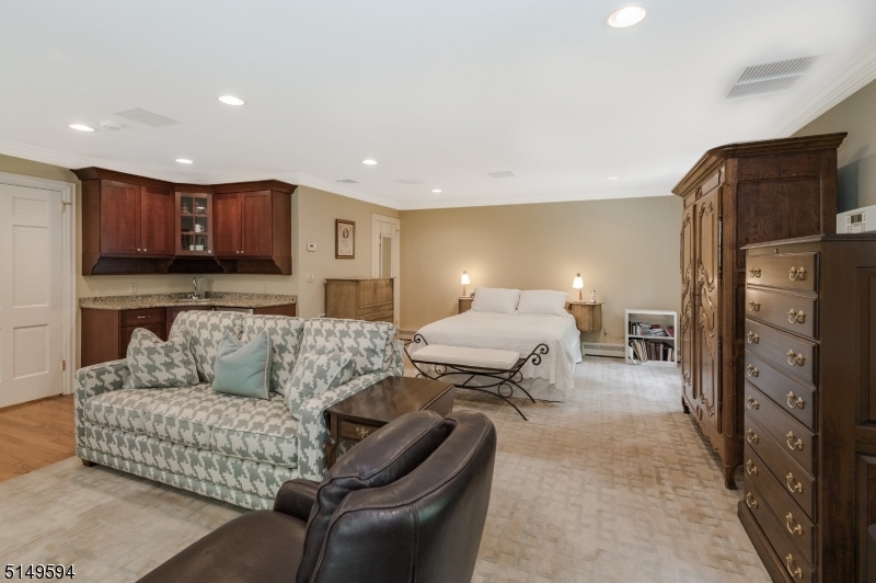 New Vernon - Residential