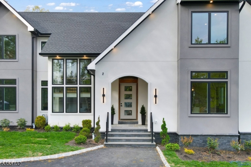 2 Highview Rd
