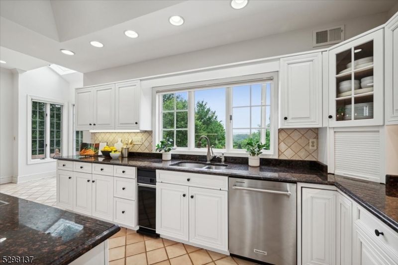 BROOKSIDE - Residential