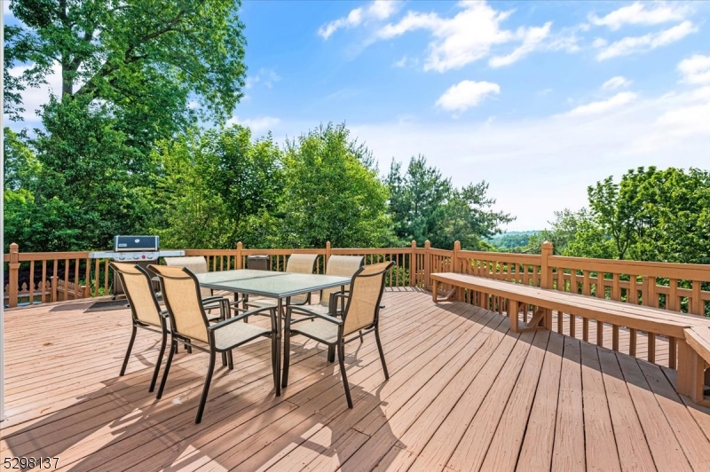 BROOKSIDE - Residential