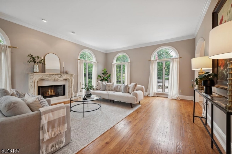 BROOKSIDE - Residential