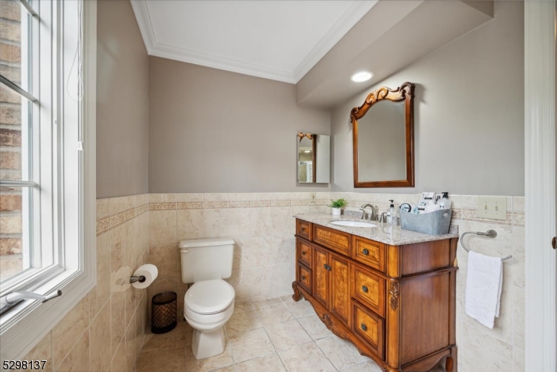 BROOKSIDE - Residential