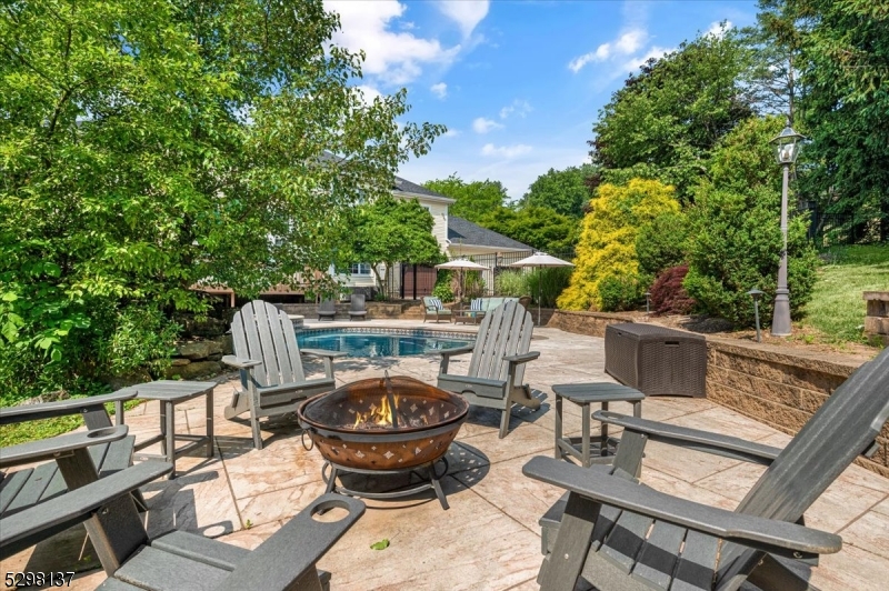 BROOKSIDE - Residential