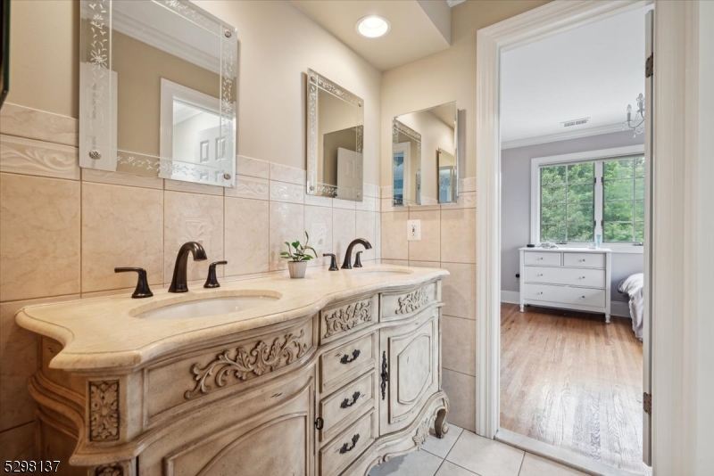 BROOKSIDE - Residential