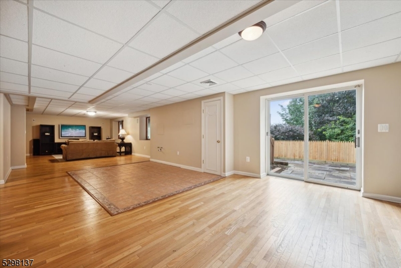 BROOKSIDE - Residential