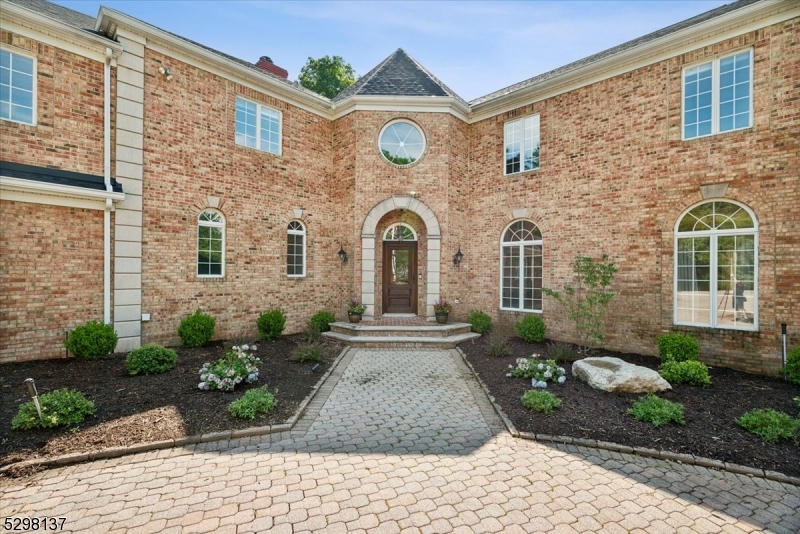 BROOKSIDE - Residential