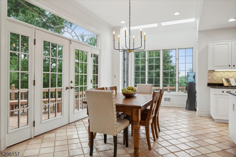 BROOKSIDE - Residential