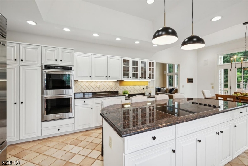 BROOKSIDE - Residential