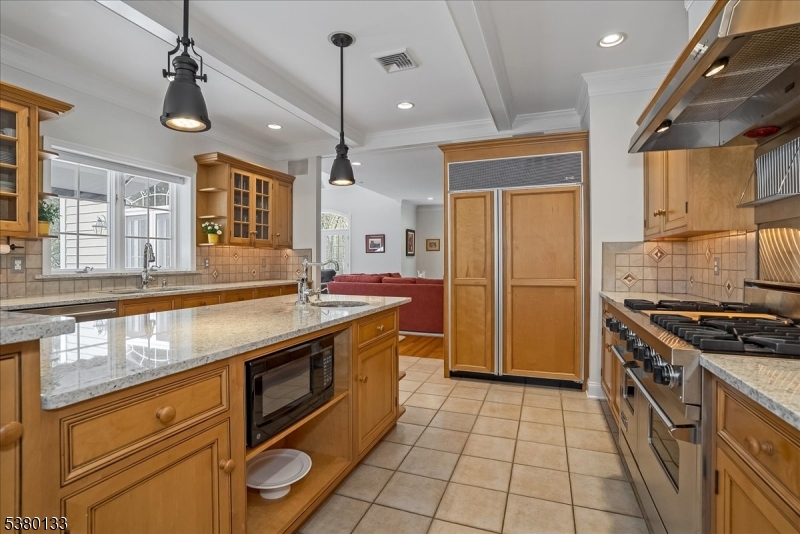 The Pond - Residential